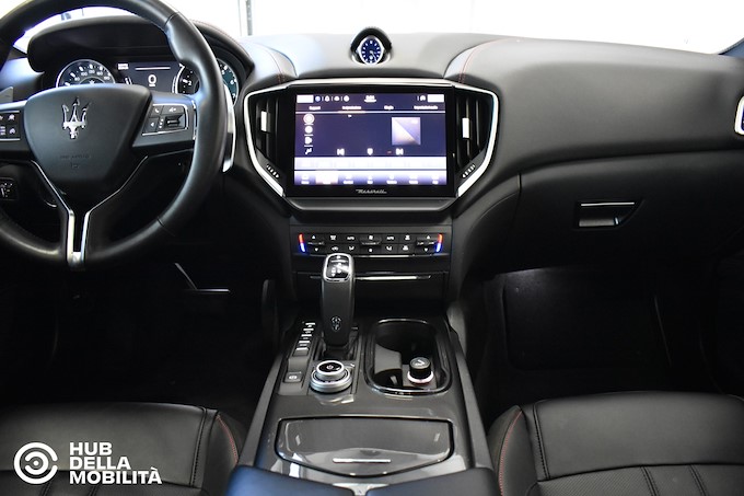 MASERATI Ghibli 330 CV MHEV GT Ultima
